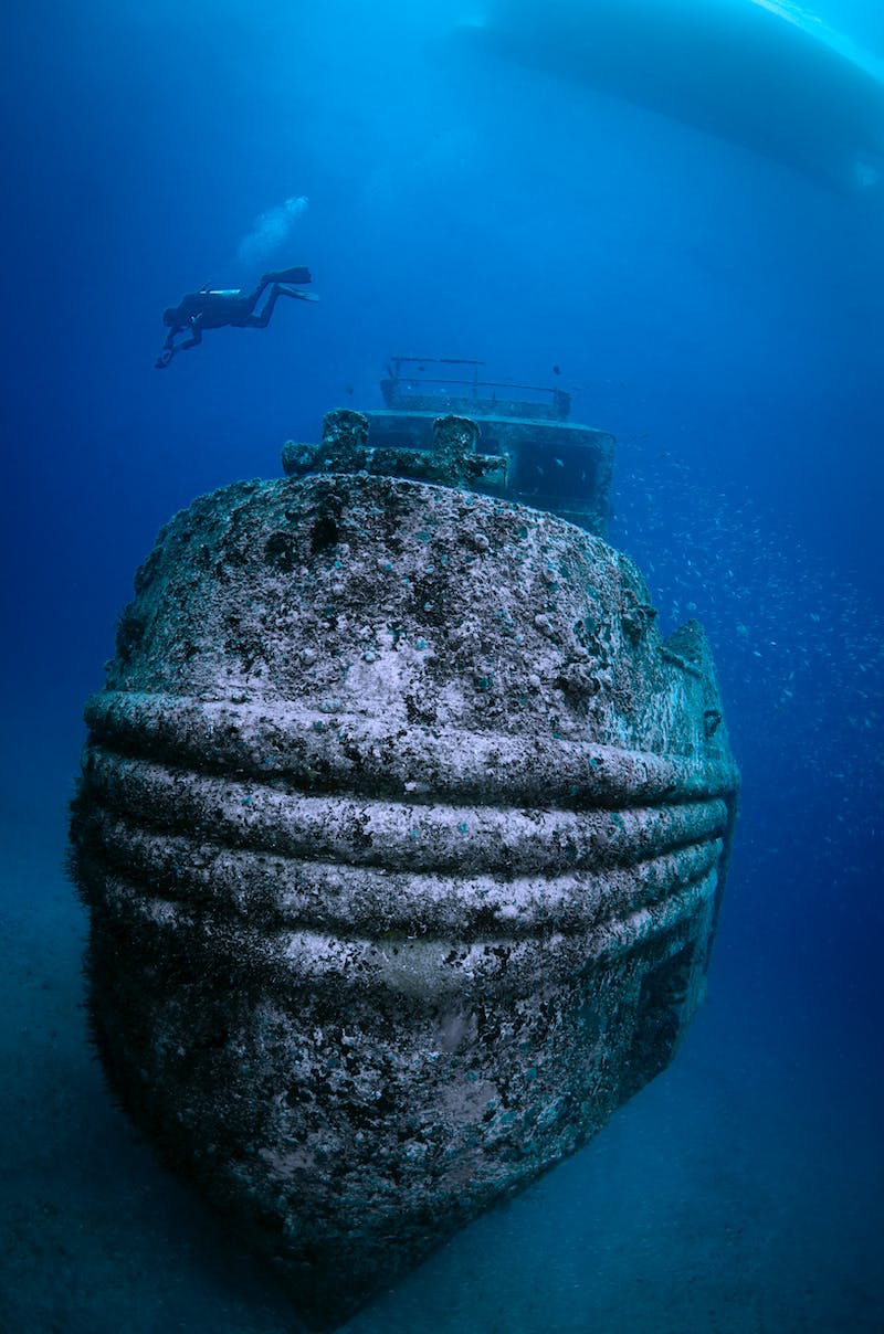 Wreck underwater